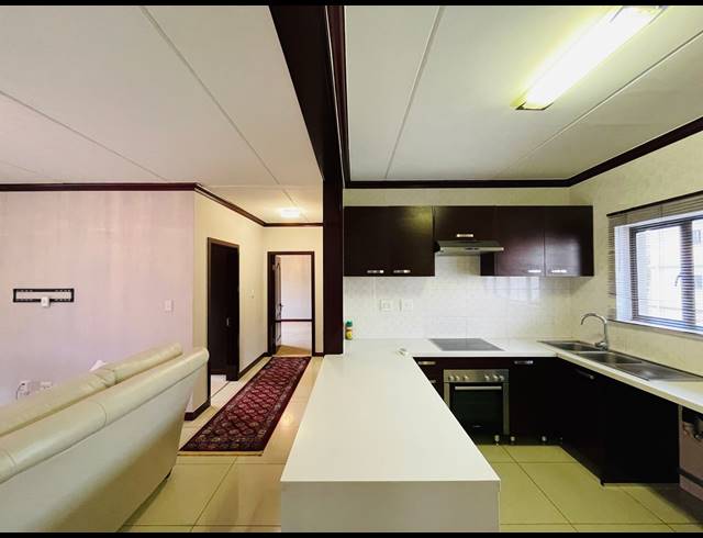 2 BEDROOM APARTMENT RENTED IN SUMMERSET